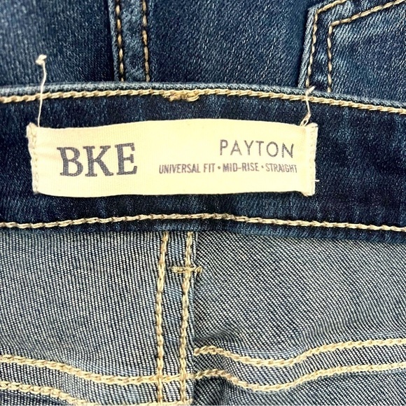 BKE Buckle Denim Payton Universal Fit Mid Rise Straight Women's 30x31 1/2 Jeans - Picture 4 of 8